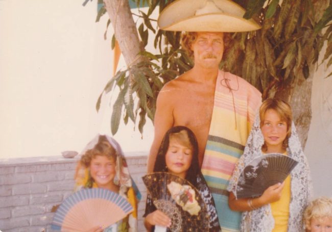 Everett DeRoche in Mexico with kids